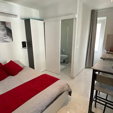 公寓 Sweet Marceau - 6 Hyper Centre Proche De La Et Du Palais 戛纳